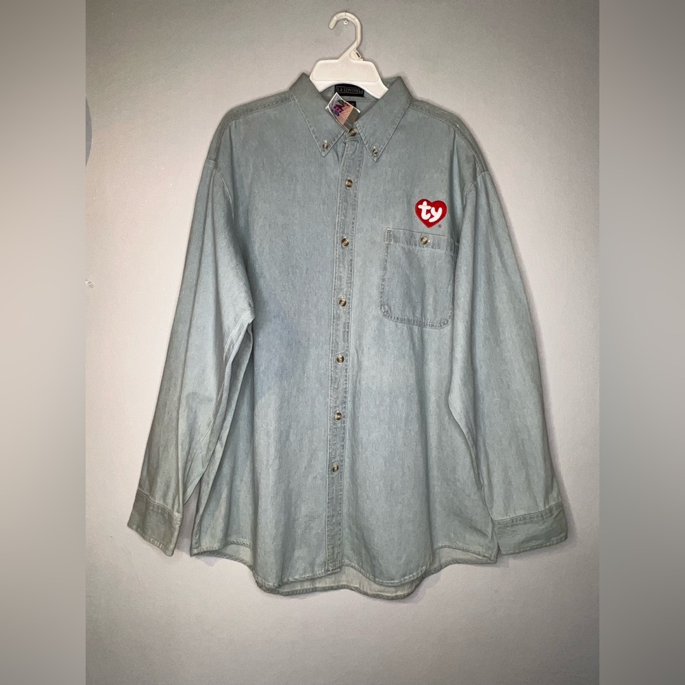 Vintage 90s Ty Light Blue Casual Denim Button Down Shirt